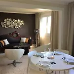 La Roche Aux Mouettes Остров Леван