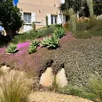 Апарт-отель La Roche Aux Mouettes 4*