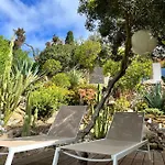 Апарт-отель La Roche Aux Mouettes 4*