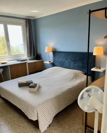 Апарт-отель La Roche Aux Mouettes 3*